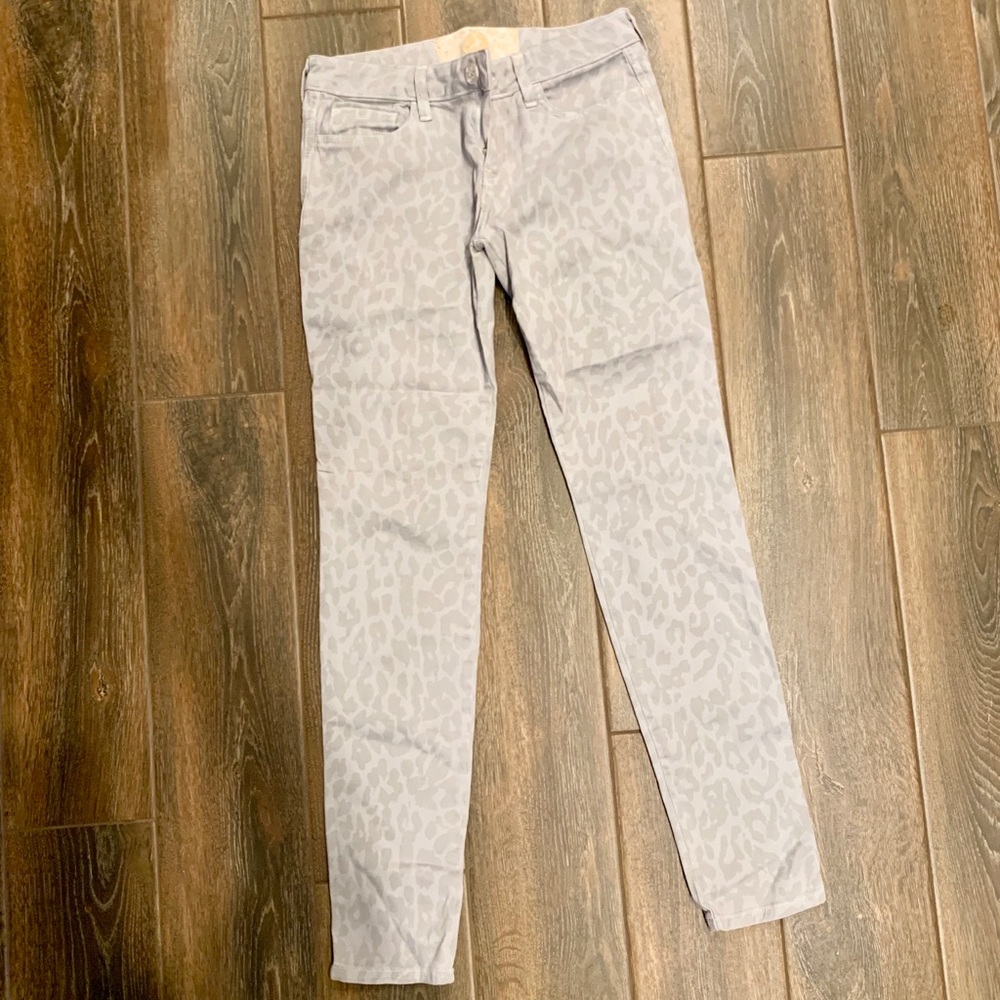 Bella Dahl Grey Cheetah Pant (Size: 27)